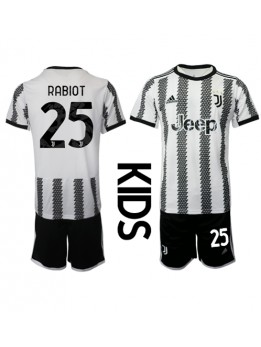 Juventus Adrien Rabiot #25 Heimtrikotsatz für Kinder 2022-23 Kurzarm (+ Kurze Hosen)